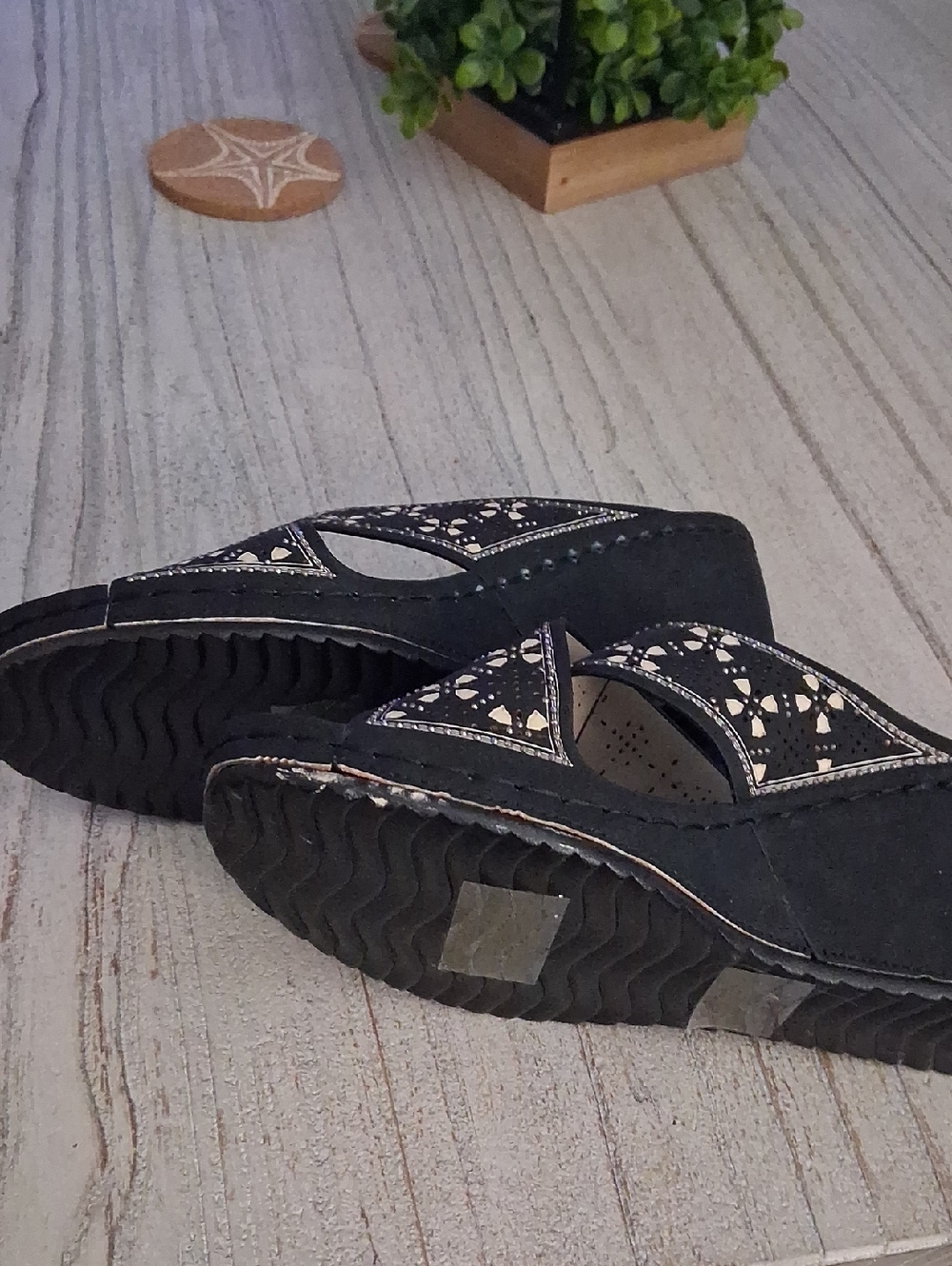 Atalina Black and Cream Crisscross Wedge Sandals - Picture 8 of 9